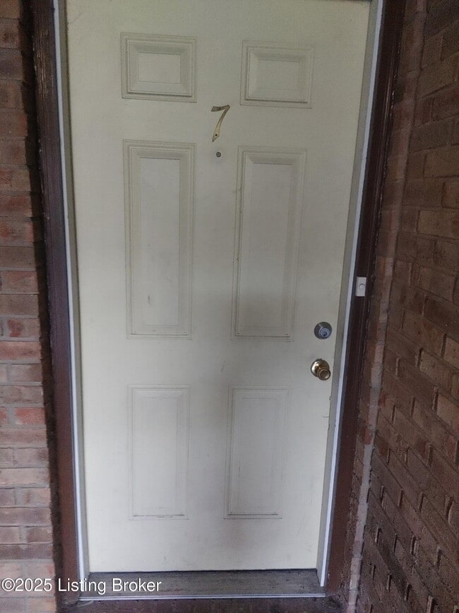 Building Photo - 100 E Florence Ave