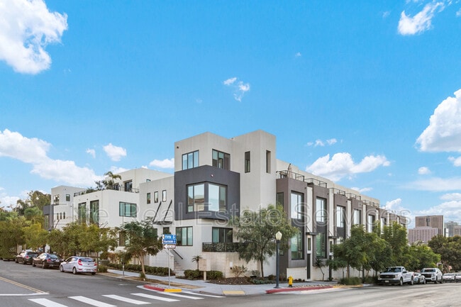 Building Photo - 2065 Fifth Avenue - 1