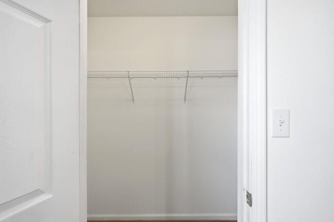 Building Photo - 3509 La Mesa Dr