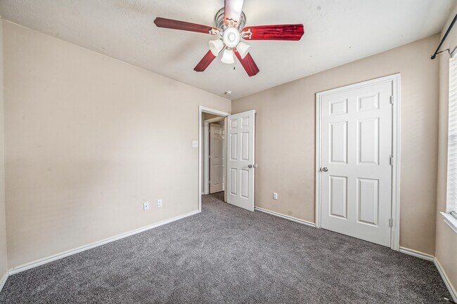 Building Photo - 7107 Piney Meadow Ct