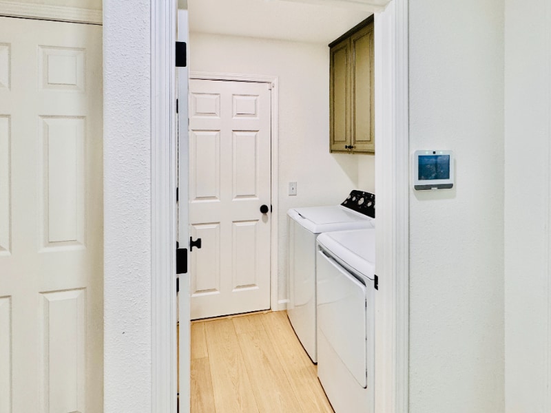 Building Photo - 3602 Swan Ct