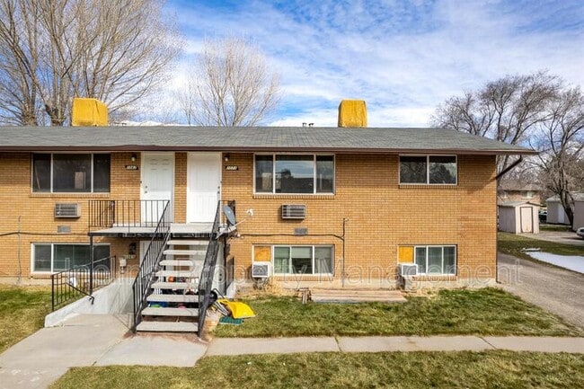 Primary Photo - 1065 S 80 E
