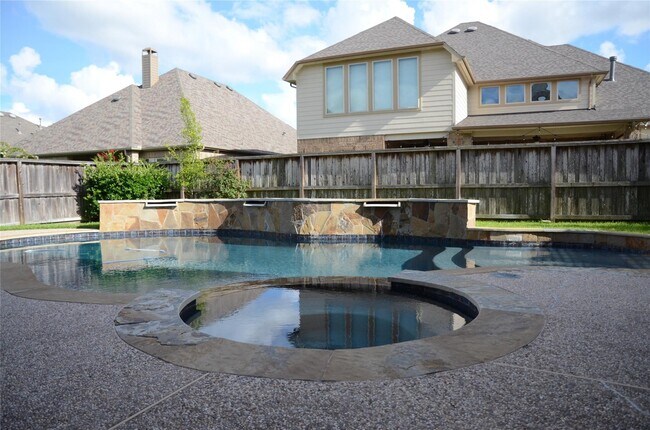 Building Photo - 17423 Hanoverian Dr