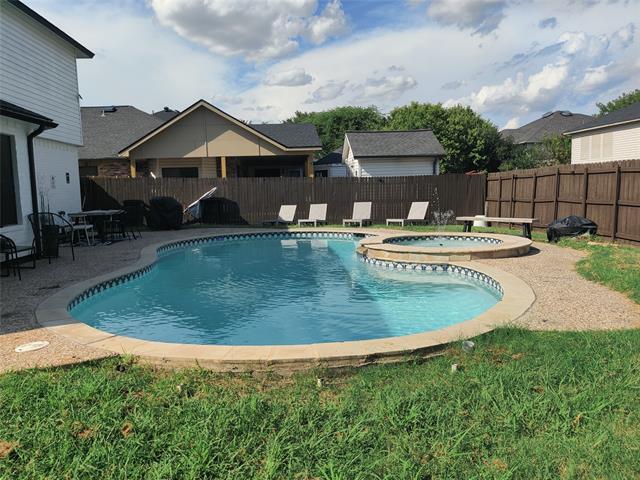 Building Photo - 3120 Longbow Dr