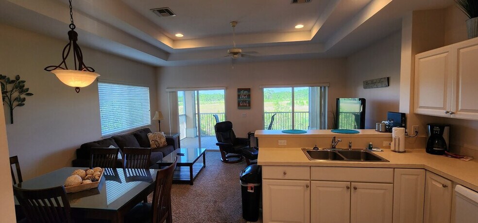 Building Photo - 8270 Mulligan Cir