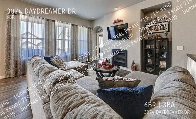 Building Photo - 3074 Daydreamer Dr