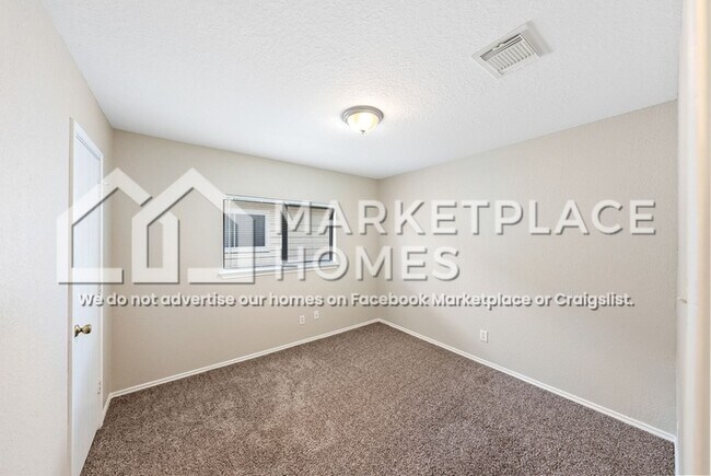 Building Photo - 7250 Dwarf Palm