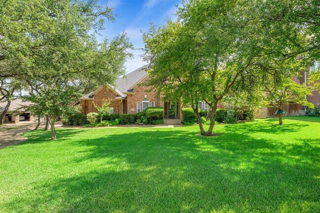 Building Photo - 6002 Ascot Cove