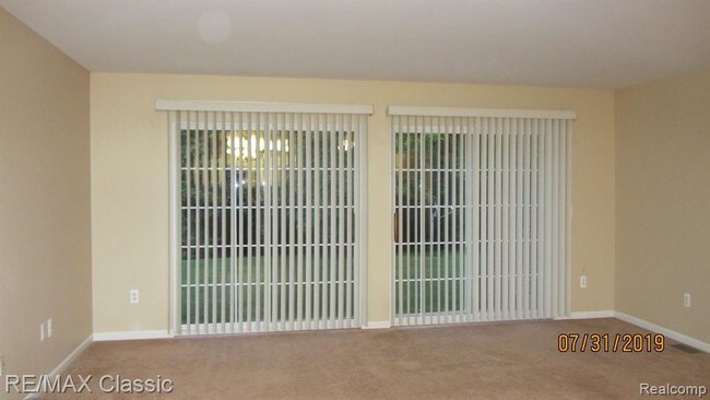 Building Photo - 9026 Newport Way