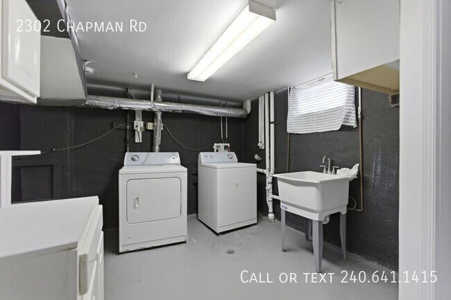 Building Photo - 2302 Chapman Rd