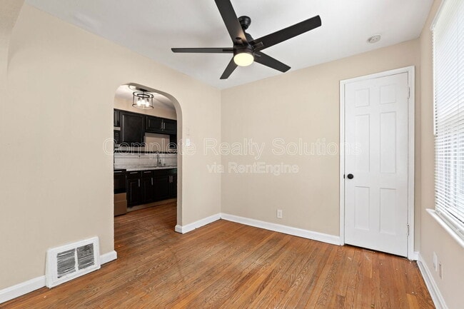 Building Photo - 2019 Raven Dr