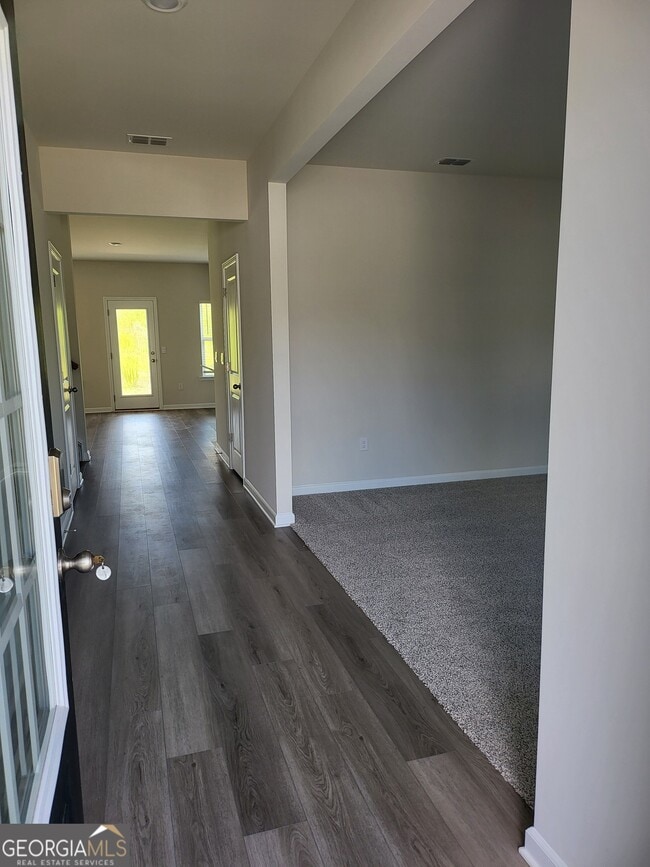 Building Photo - 250 Sope Crk Cir