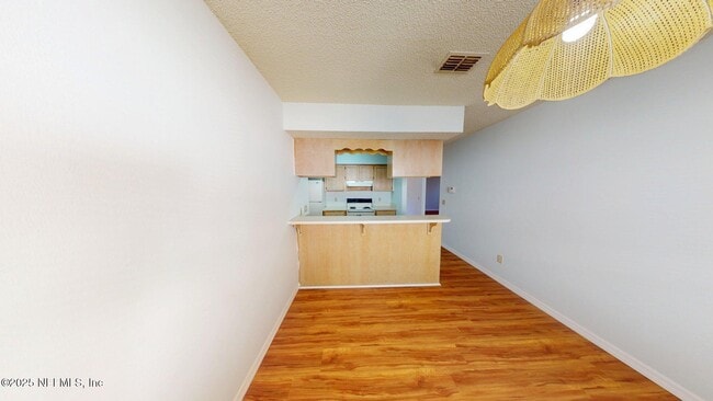 Building Photo - 7491 Countryman Ln