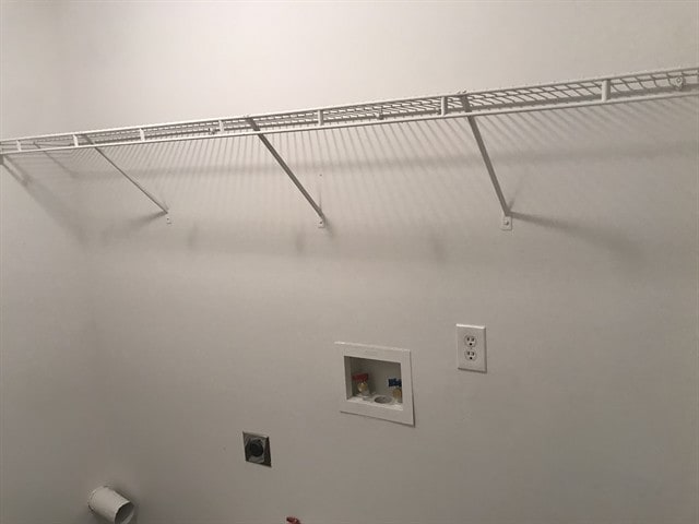 Building Photo - 7118 Cavender Dr SW