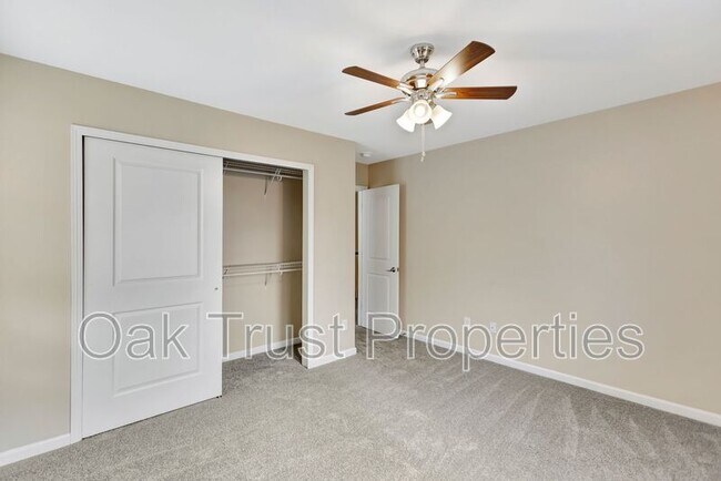 Building Photo - 186 Woodbrook Way