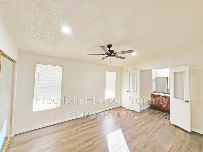 Building Photo - 1281 West St