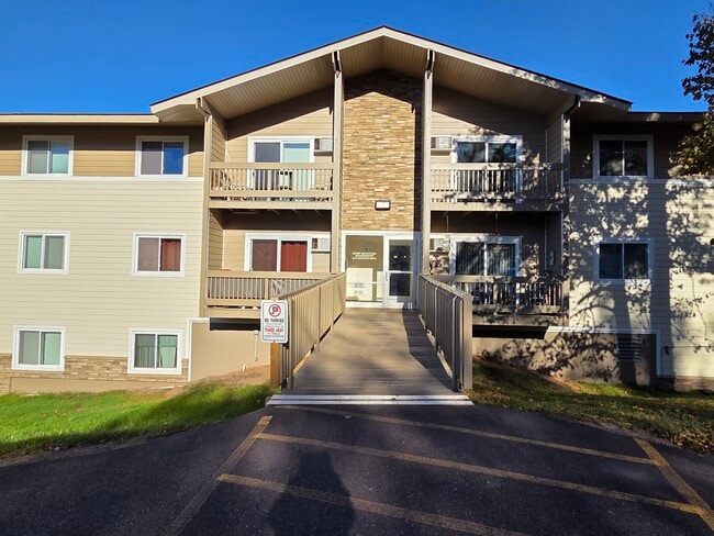 Building Photo - Spirit Mountain Apartments
