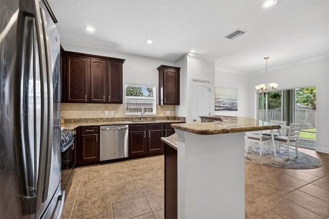 Building Photo - 3204 W Marlin Ave