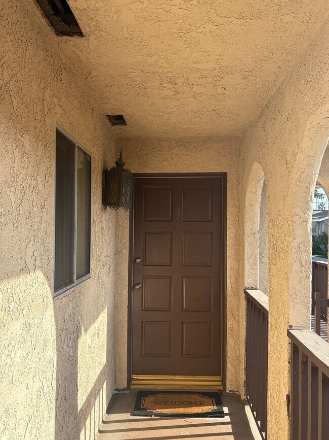 Building Photo - 16902 Hoskins Lane