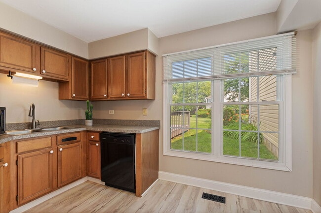 Building Photo - 4876 Prestwick Pl