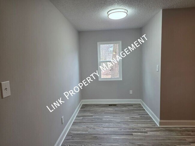 Building Photo - 6108 Ramsey Rd