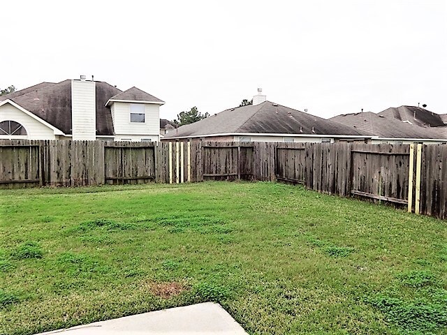 Building Photo - 9031 Ferndale View Dr