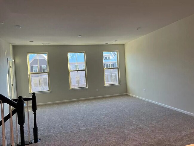 Building Photo - 1220 Channing Park Cir