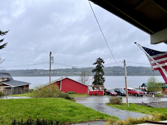 Building Photo - 10216 Steamboat Island Road Northwest