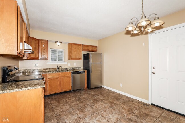 Building Photo - 5804 Coppock Ln