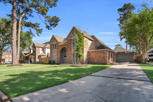 Building Photo - 12411 Exbury Ct