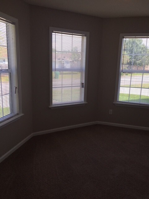 Primary Photo - 3 Bedroom/2 Bath home in Valdosta
