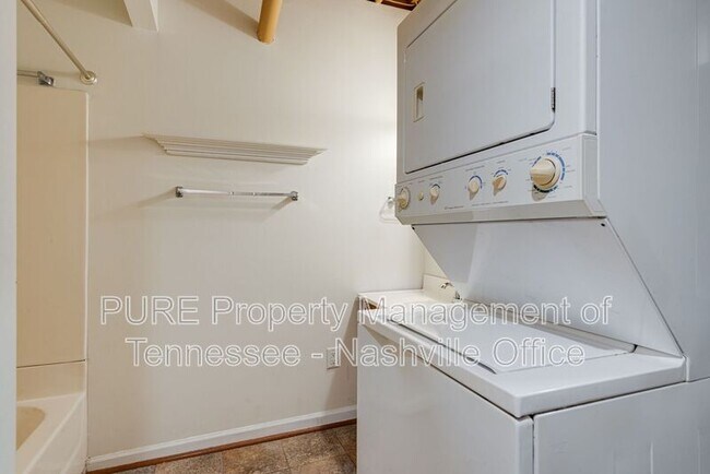 Building Photo - 5432 Village Way