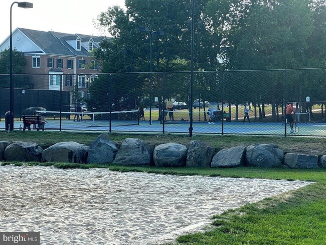 Building Photo - 42106 Picasso Sq