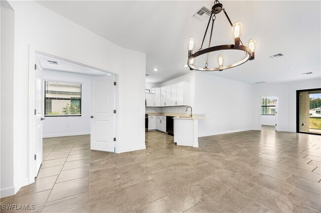 Building Photo - 19597 Hinkley Dr