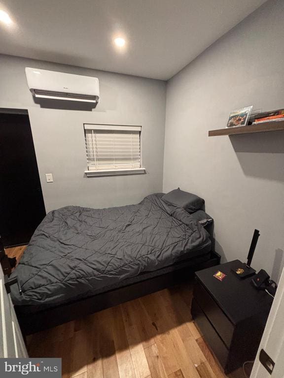 Building Photo - 1921 S Croskey St