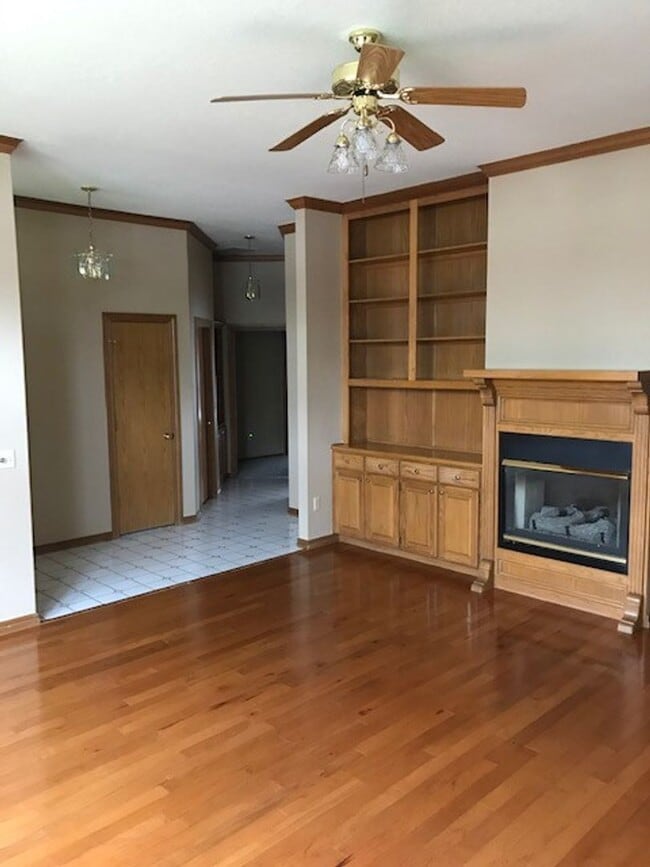 Building Photo - 3 Bedroom 2 Bath in West Norman