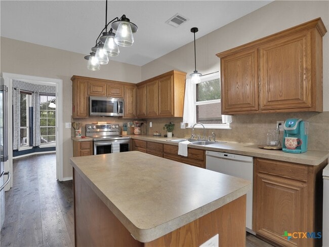 Building Photo - 1775 Jasons N Ct