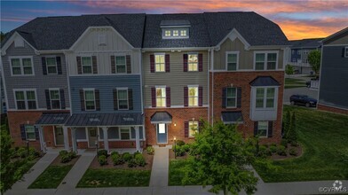 Building Photo - 340 Crofton Village Terrace