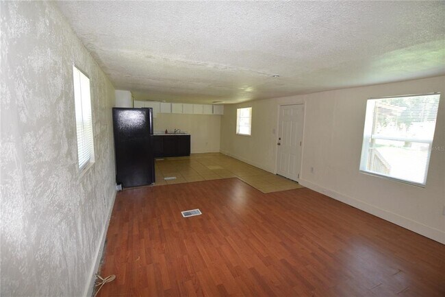 Building Photo - 5101 N Kaliga Dr
