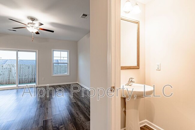 Building Photo - 320 Trail Branch Ct.