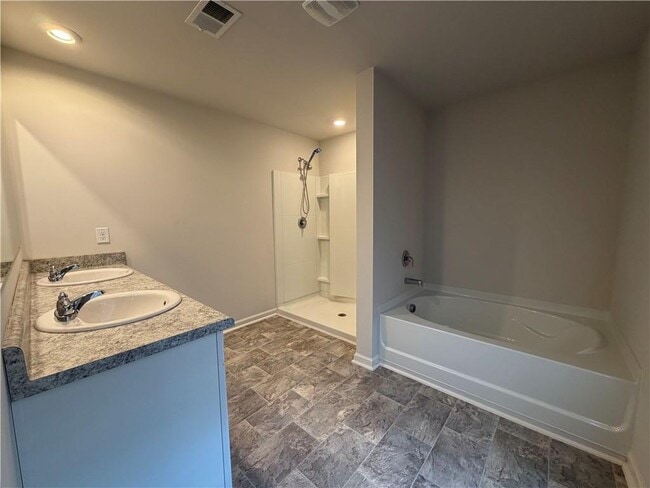 Building Photo - 311 Deer Run Dr