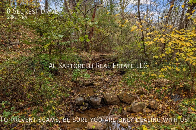 Building Photo - 8 Secrest Dr