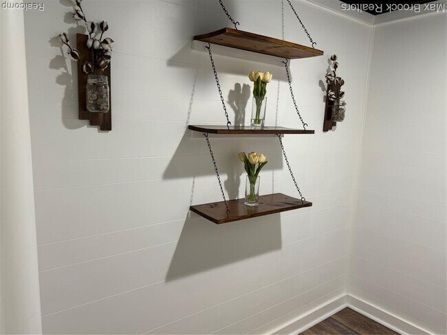 Building Photo - 43530 Westminister Way