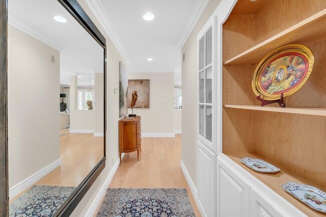 Building Photo - 600 Pennsylvania Ave