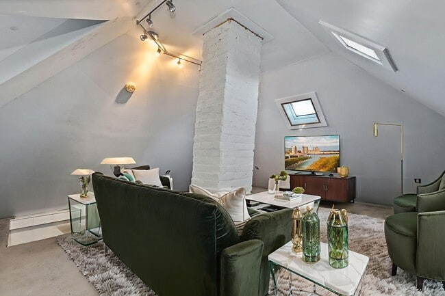 Building Photo - 126 Park Ave