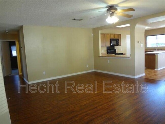 Building Photo - 2623 Stapleford Dr