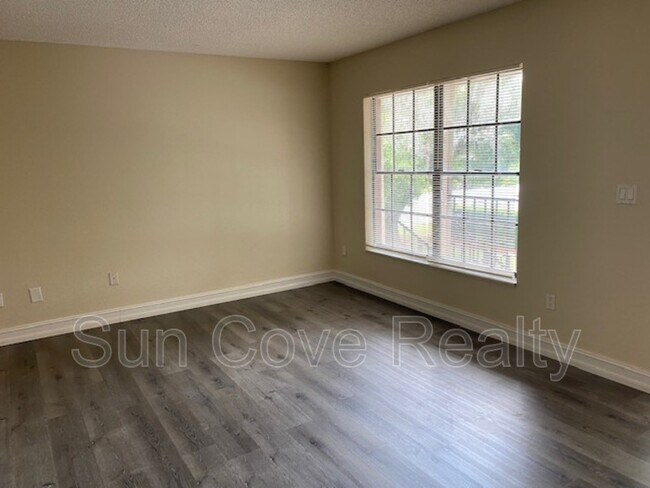 Building Photo - 21027 Voyager Blvd