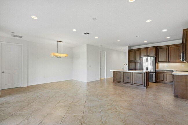 Building Photo - 14579 White Jade Terrace