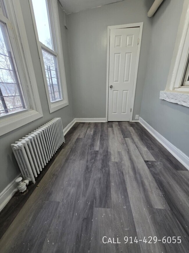 Building Photo - 82 Glenwood Ave