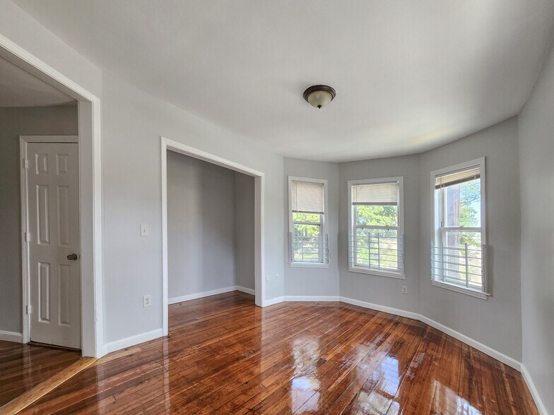 Building Photo - 117 Townsend St